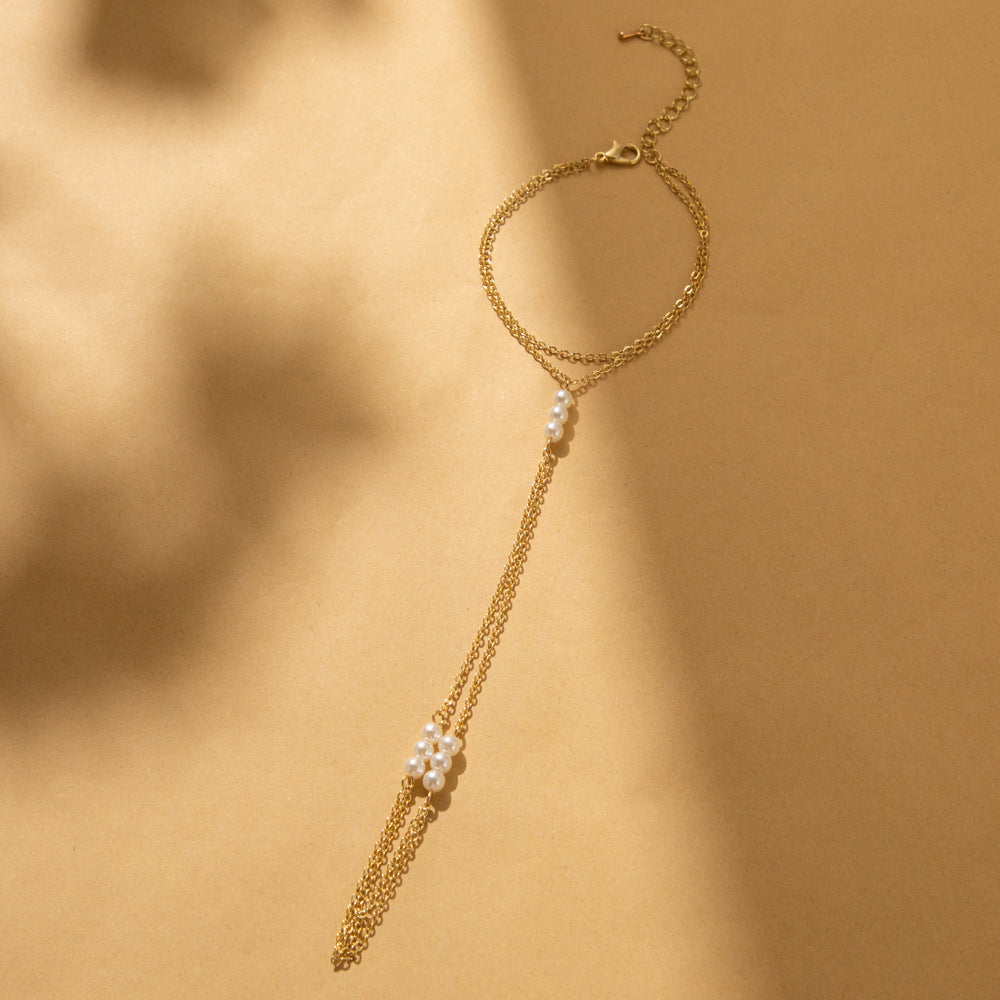 Pulsera Esclava con Perlas – Diseño Elegante y Envolvente
