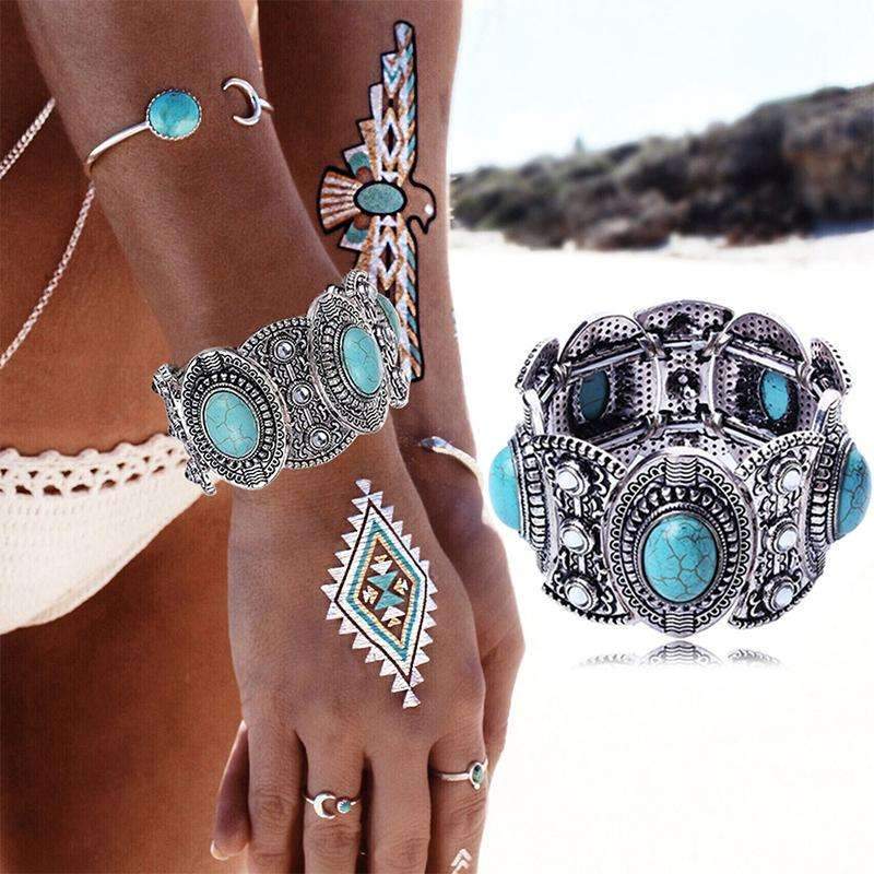 Brazalete Boho de Plata con Turquesas | Estilo Étnico para Mujer
