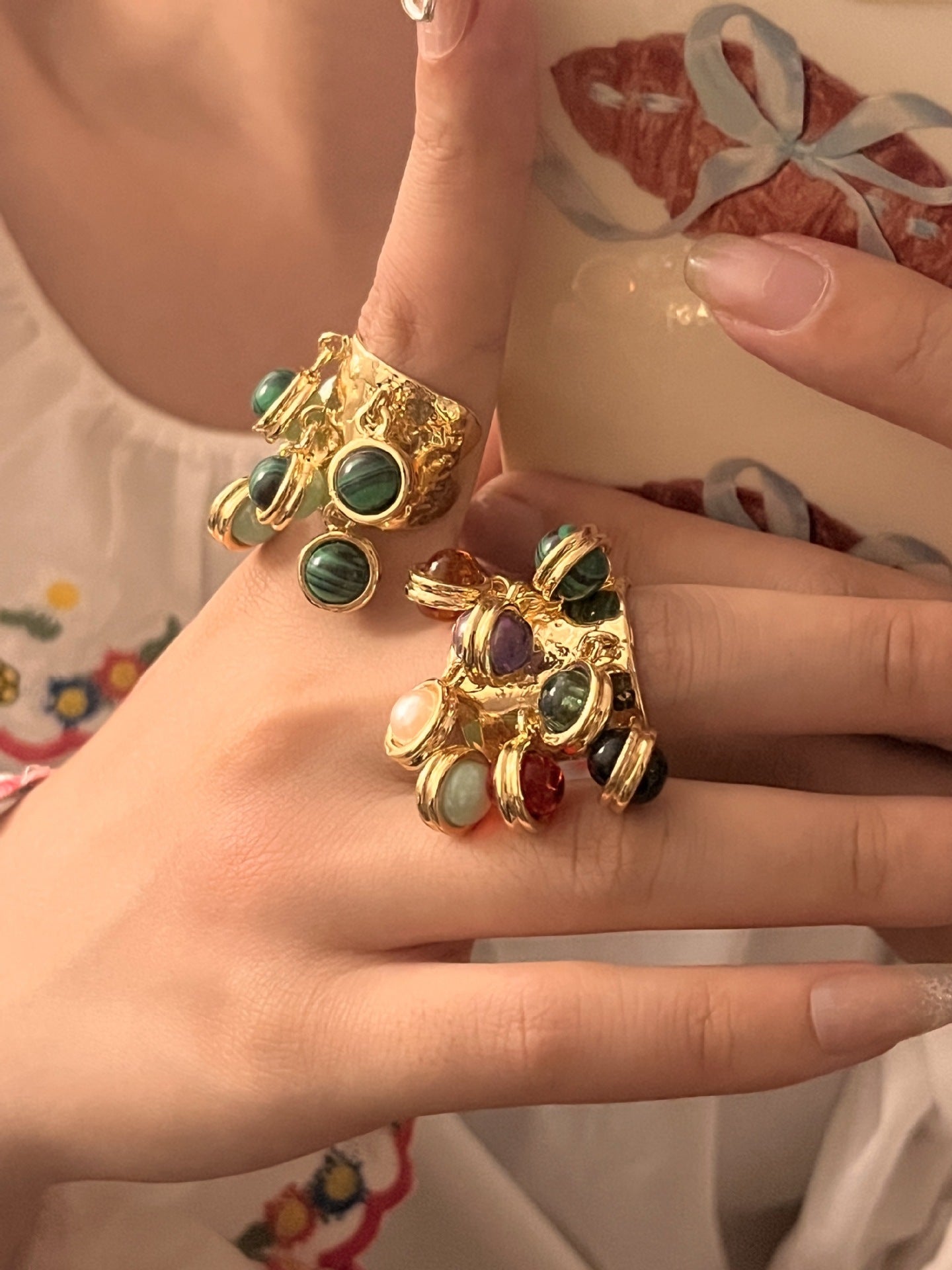 Anillos Retro de Aleación con Piedras Coloridas – Joyería Única y Vintage para Mujeres