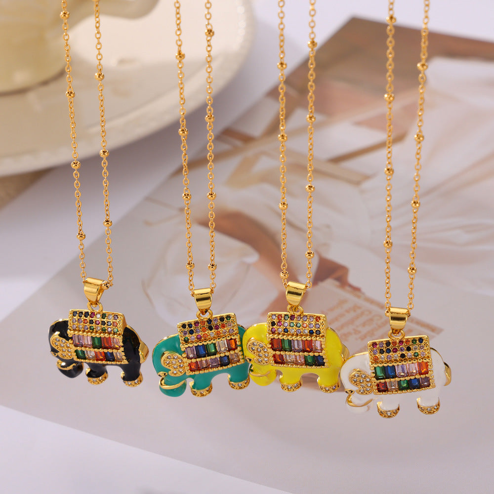Collar Elefante Dorado con Esmalte de Colores y Cristales – Amuleto de Suerte Brillante