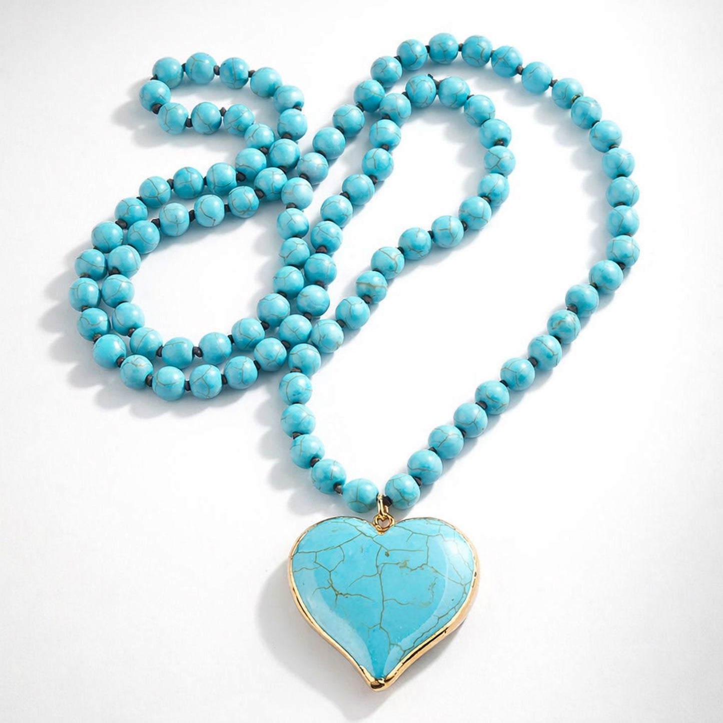 Collar de Piedras con Colgante Corazón – Estilo Bohemio Chic