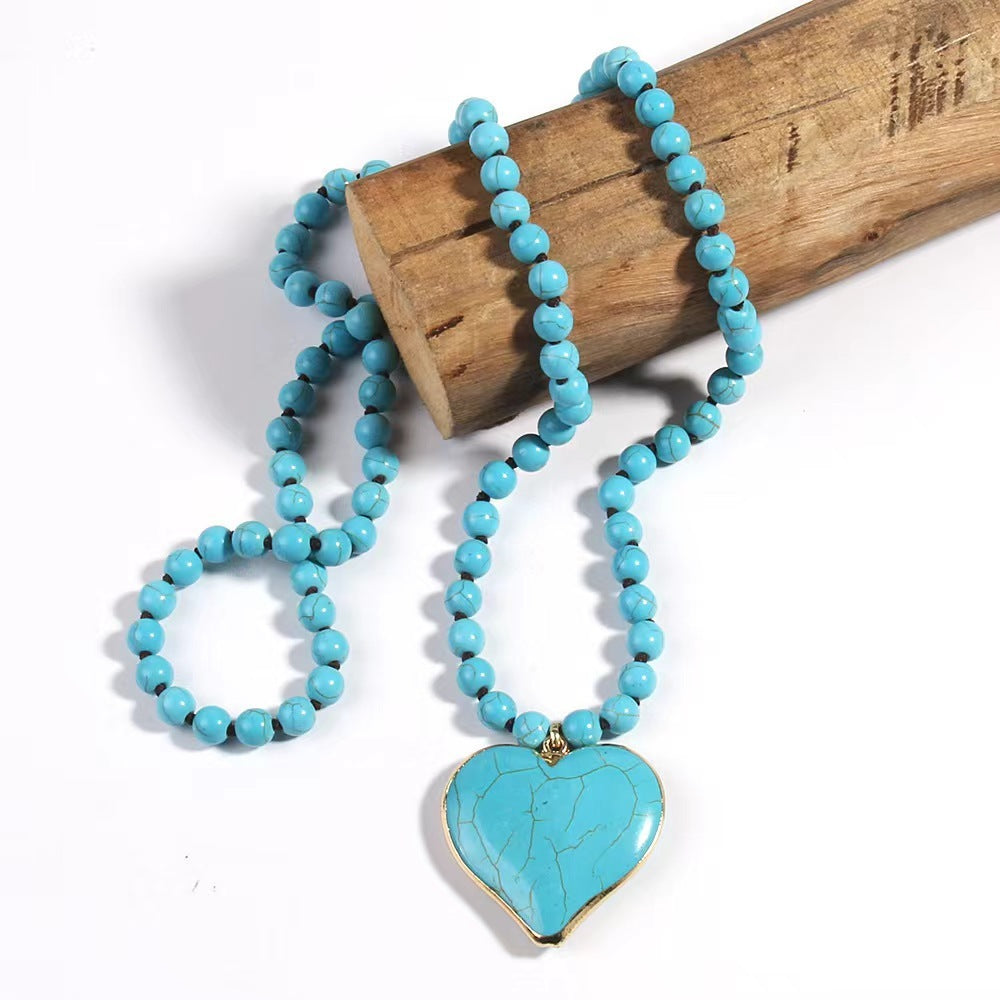 Collar de Piedras con Colgante Corazón – Estilo Bohemio Chic